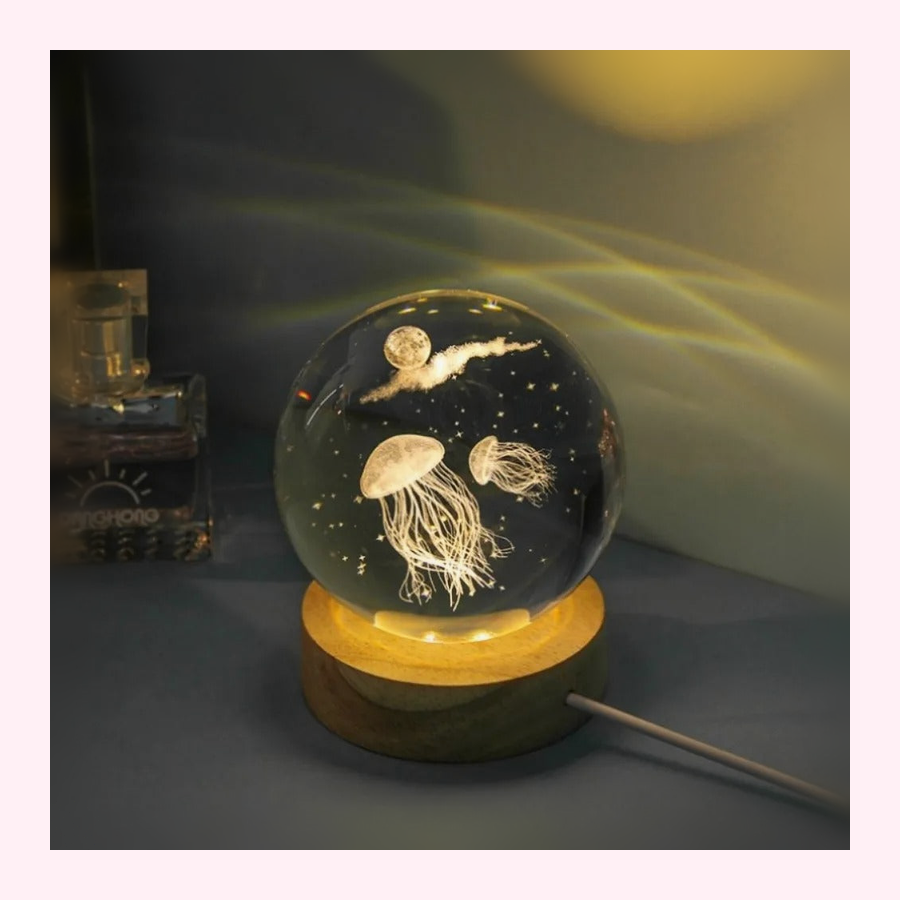 Veilleuse Boule De Cristal Boule LED - Décoration Chambre - Modèle 2 - LumiCoeur
