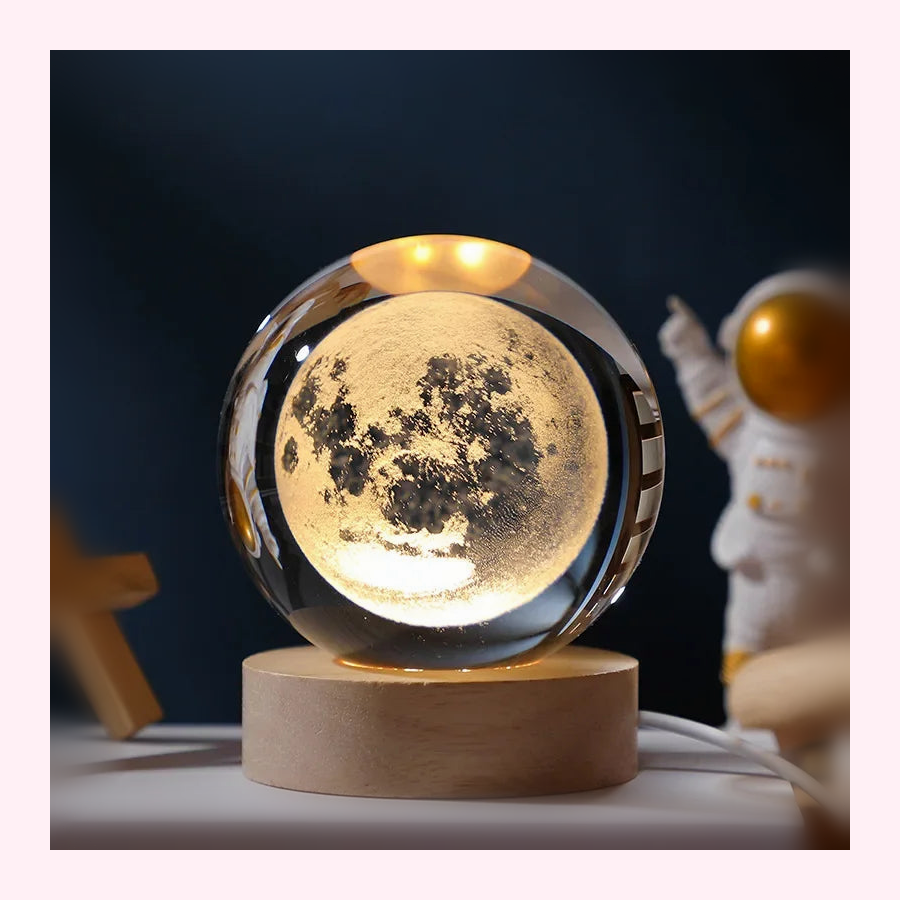 Veilleuse Boule De Cristal LED - LumiCoeur