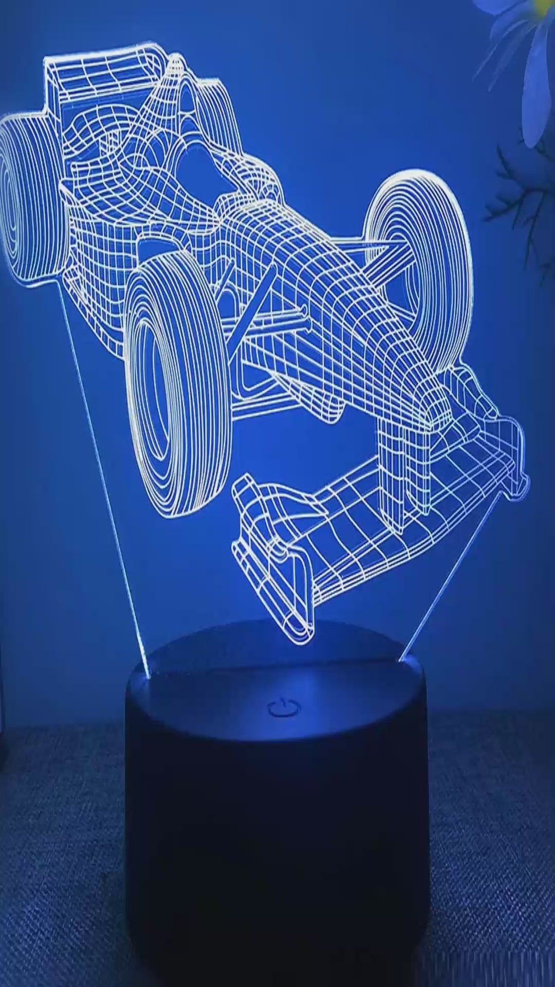 Veilleuse Formule 1 3D LED - demonstration des 16 couleurs qui changent